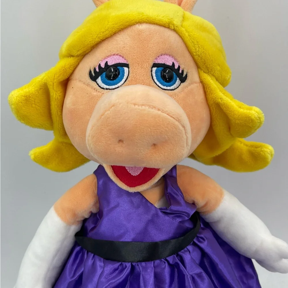 Scentsy Disney‎ Muppets Miss Piggy Stuffed 18” Plush (No Scent Pack Included)